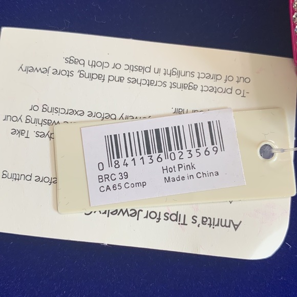 Amrita Singh pink pyramid crystal embellished stretch bracelet - Picture 3 of 4